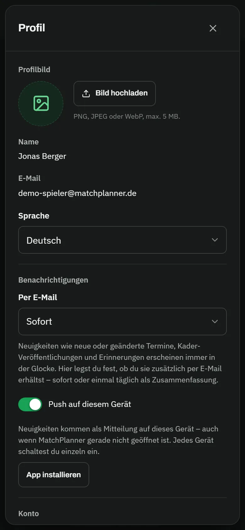 Profile in the player app: in the notifications section, e-mail delivery is set to “immediately”, the “push on this device” switch is turned on, and below it sits the “install app” button