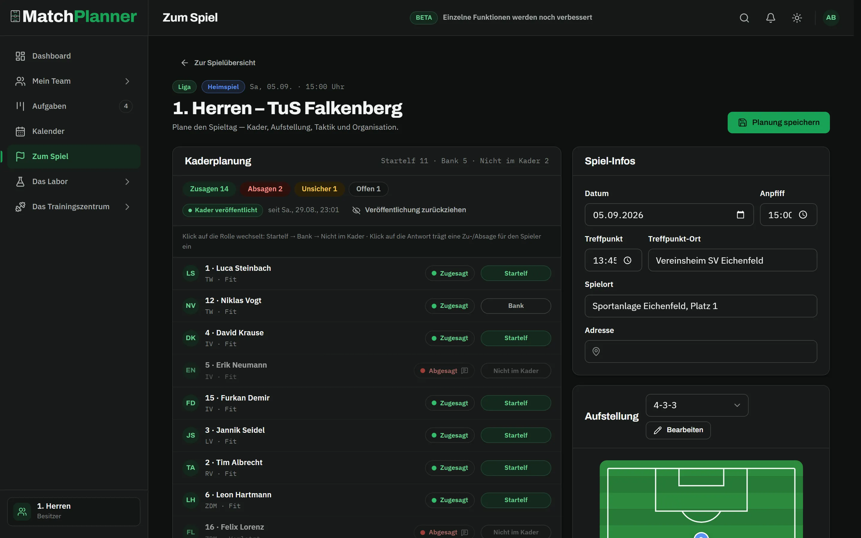 Matchday planning with squad planning, published squad and a 4-3-3 line-up