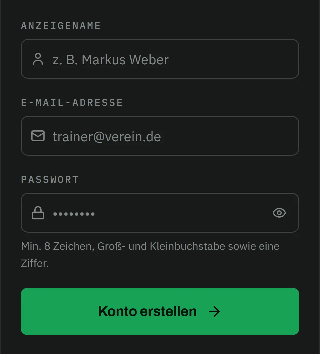 Registrierformular der App auf dem Handy: die Felder Anzeigename, E-Mail-Adresse und Passwort, darunter der Hinweis „Min. 8 Zeichen, Groß- und Kleinbuchstabe sowie eine Ziffer" und der grüne Button „Konto erstellen"